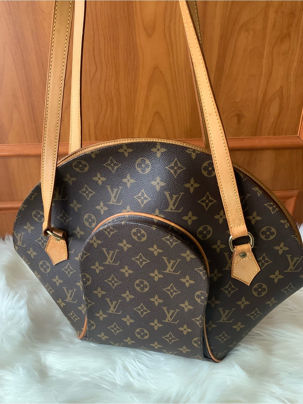 Louis Vuitton Monogram Ellipse GM Size Shopping Tote 🌷